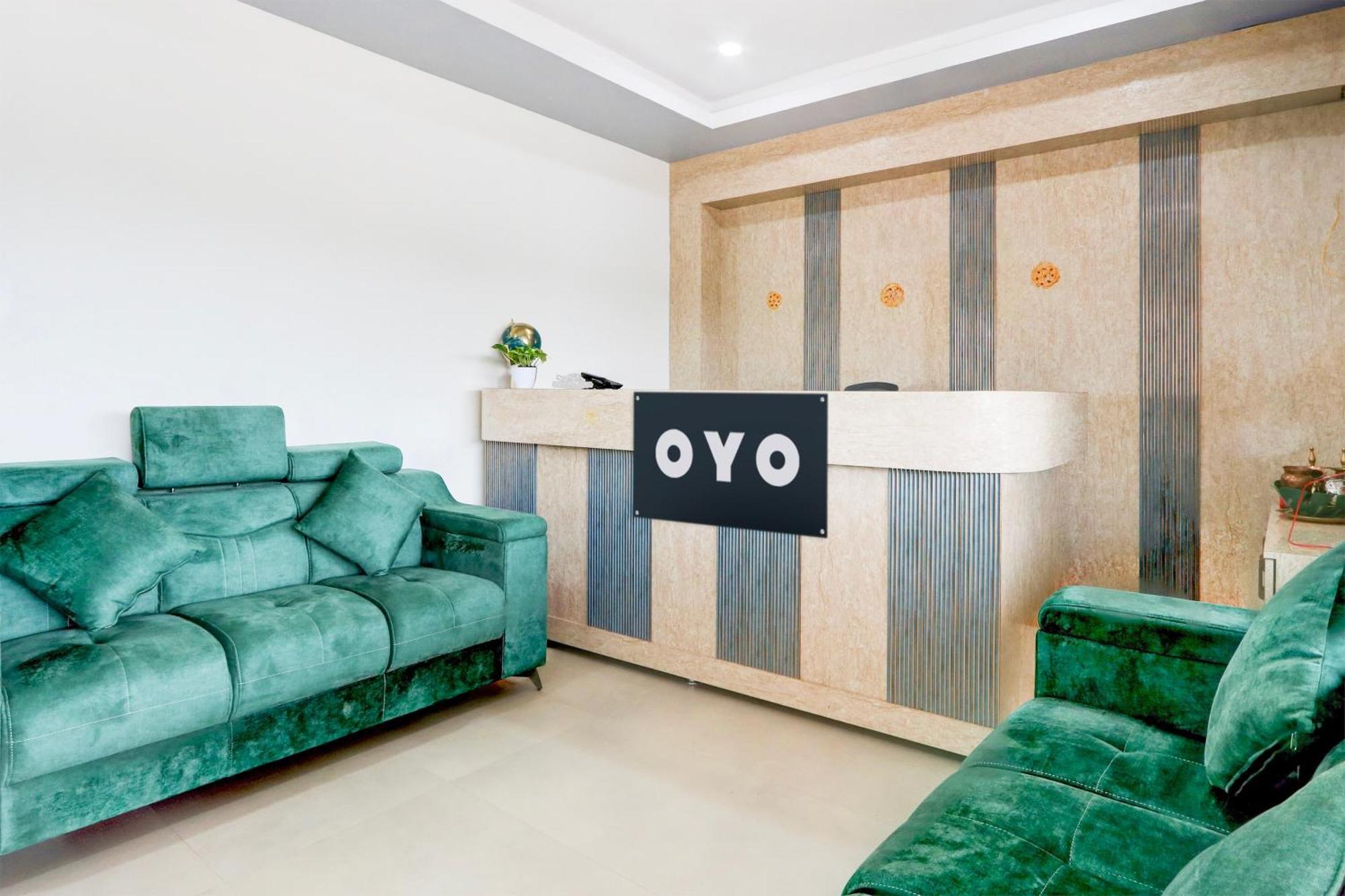 Hotel O Pr Grand Khammam Extérieur photo