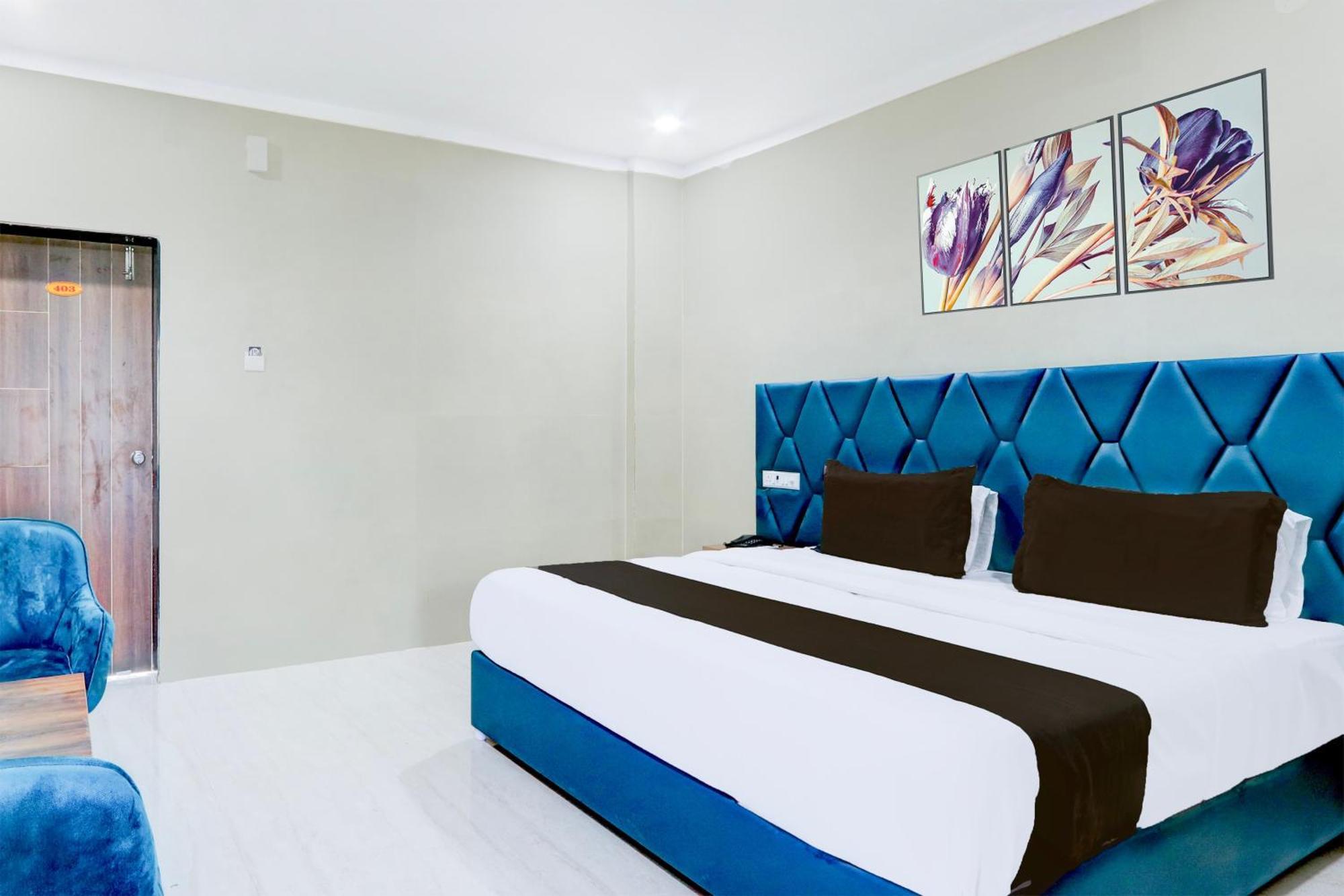 Hotel O Pr Grand Khammam Extérieur photo